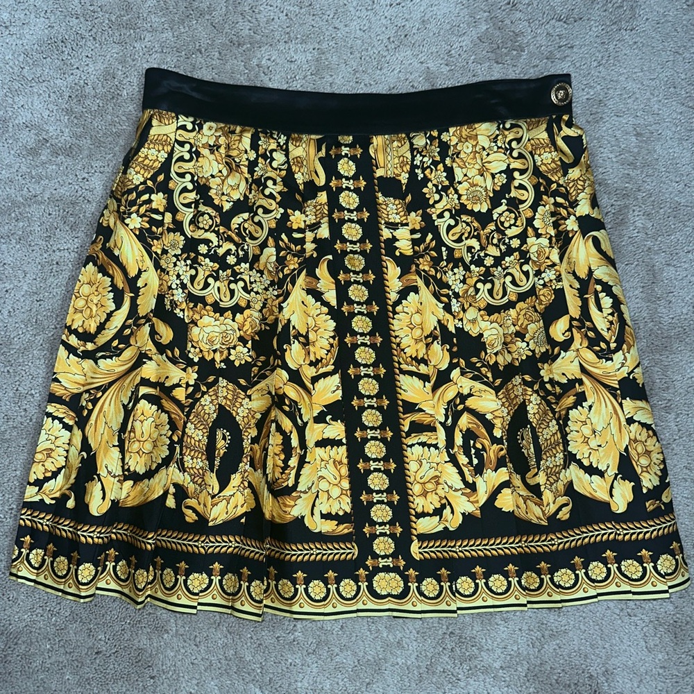 100% Authentic Women’s VERSACE BAROCCO PLEATED SKIRT